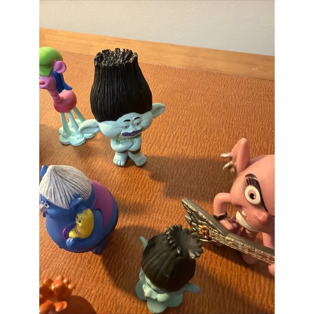 Dreamworks Trolls Figures Toy‎ Lot Of 12 Cake Toppers Toys